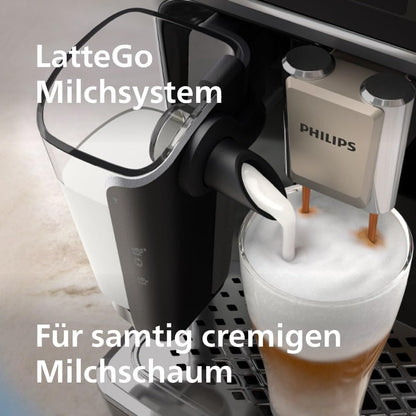 Serie 5500 EP5544/50 Kaffeevollautomat – LatteGo Milchsystem, 20 heiße und kalte Kaffeespezialitäten, 40% leiser mit SilentBrew, QuickStart,Schwarz/Grau